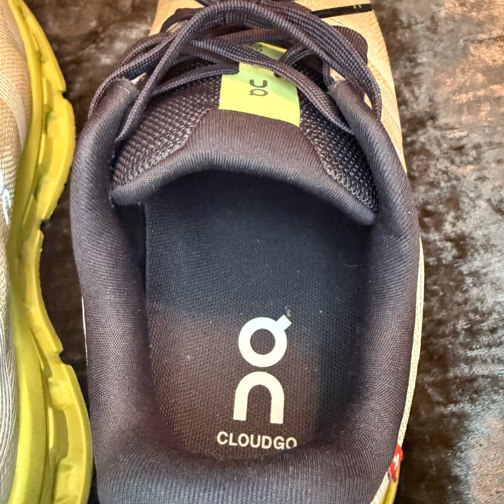 On Running Cream and Lime Sneakers - Picture 6 of 11